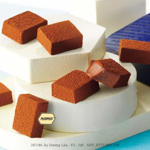 Au Lait - 30th Anniversary Nama Chocolate